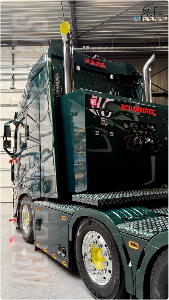 Ecoagrotec - Volvo FH16 780 XXL AERO 8x4